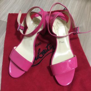 クリスチャンルブタン(Christian Louboutin)の【美品・送料込み】クリスチャンルブタン サンダル(サンダル)