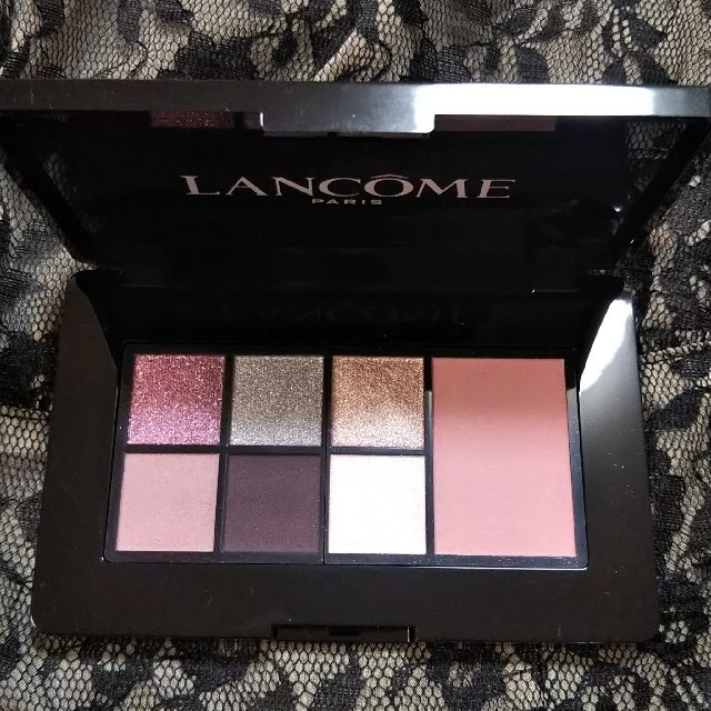 LANCOME(ランコム)の新品未使用☆LANCOM☆希少  チーク＆アイシャドウパレット Day コスメ/美容のベースメイク/化粧品(アイシャドウ)の商品写真