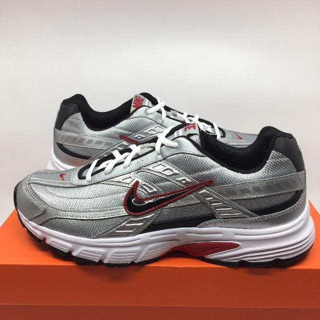 NIKE(ナイキ)の新品 27.5 NIKE INITIATOR SILVER イニシエーター メンズの靴/シューズ(スニーカー)の商品写真