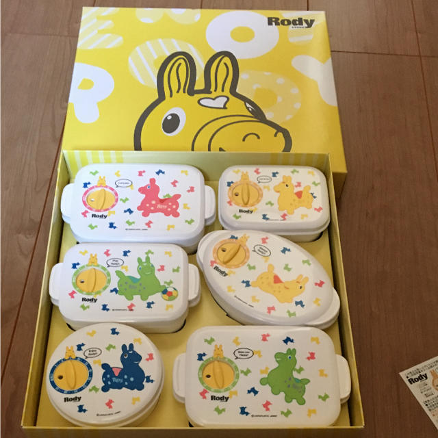 Rody(ロディ)のロディのタッパー インテリア/住まい/日用品のキッチン/食器(容器)の商品写真