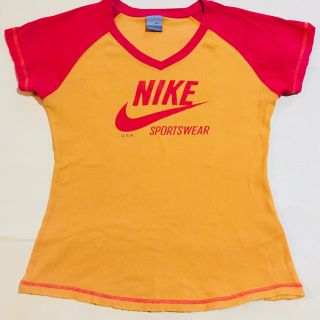 ナイキ(NIKE)のナイキ Vネック Tシャツ(Tシャツ(半袖/袖なし))