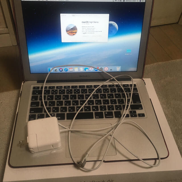 Apple(アップル)のMacBook Air 2017 スマホ/家電/カメラのPC/タブレット(ノートPC)の商品写真