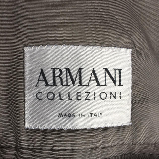 ARMANI COLLEZIONI(アルマーニ コレツィオーニ)の秋もの アルマーニ ジャケット   グレー メンズのジャケット/アウター(テーラードジャケット)の商品写真