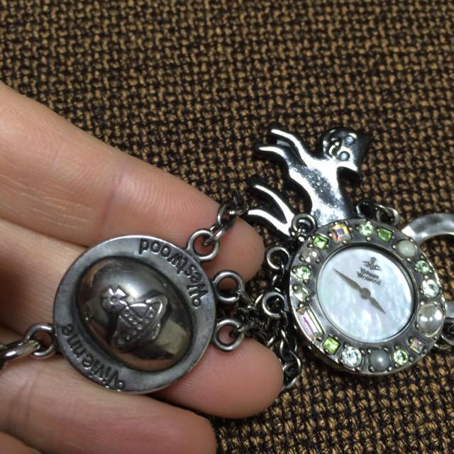 Vivienne Westwood - ヴィヴィアン 時計 電池交換必要の通販 by Vivienne Westwood - ヴィヴィアン 時計 電池交換必要の通販 by