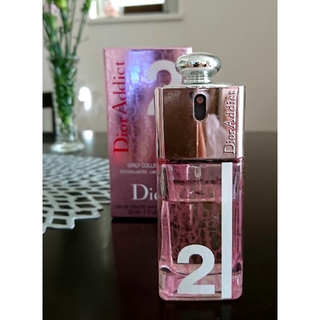 Christian Dior(クリスチャンディオール)のDior Addict2 コスメ/美容の香水(香水(女性用))の商品写真
