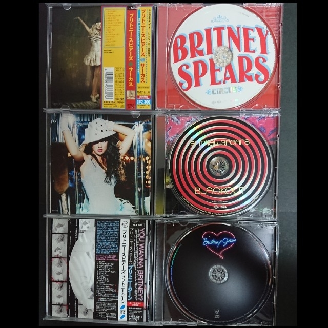 ブリトニースピアーズアルバム5枚セット エンタメ/ホビーのCD(ポップス/ロック(洋楽))の商品写真