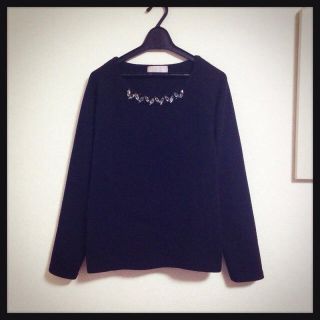 アーバンリサーチ(URBAN RESEARCH)のUR♡美品♡ビジュー付トップス(カットソー(長袖/七分))