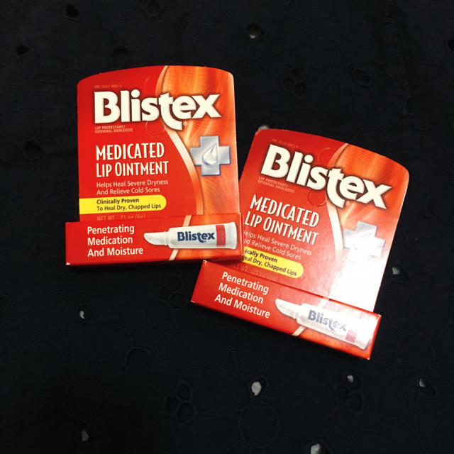 Blistex 薬用リップ軟膏 2つセット 新品 未使用 未開封 コスメ/美容のスキンケア/基礎化粧品(リップケア/リップクリーム)の商品写真