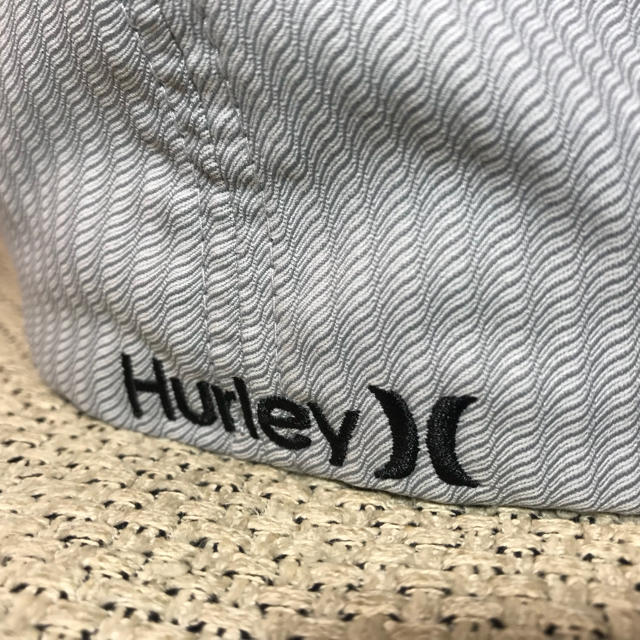 Hurley(ハーレー)のSale【新品】Hurley ハーレー キャップ S/M メンズの帽子(キャップ)の商品写真