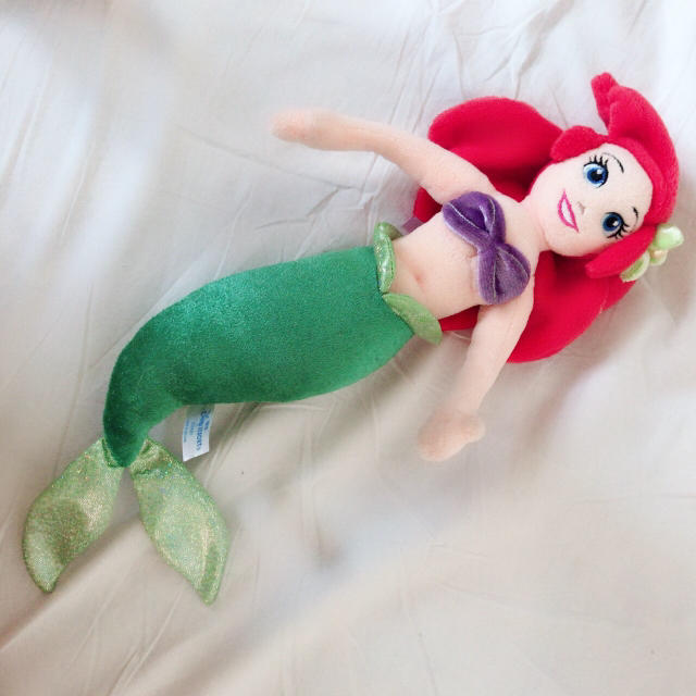 Disney(ディズニー)のアリエル 人形 エンタメ/ホビーのおもちゃ/ぬいぐるみ(ぬいぐるみ)の商品写真