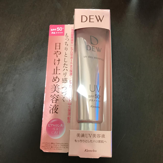 DEW(デュウ)のDEW UVデイエッセンス 日焼け止め美容液 コスメ/美容のボディケア(日焼け止め/サンオイル)の商品写真