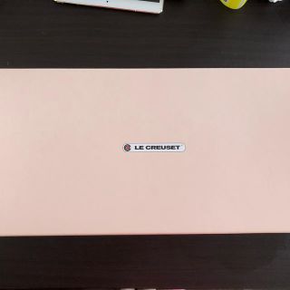 ルクルーゼ(LE CREUSET)のかんちゃん様専用❗️新品未使用 ル・クルーゼ ベビー プレートセット(離乳食器セット)