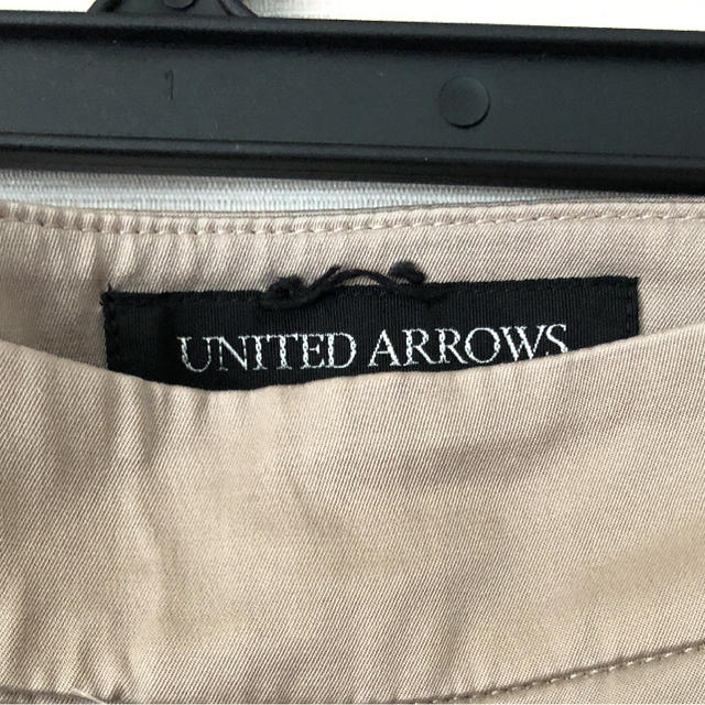 UNITED ARROWS(ユナイテッドアローズ)のユナイテッドアローズ 七部丈パンツ 36 レディースのパンツ(クロップドパンツ)の商品写真