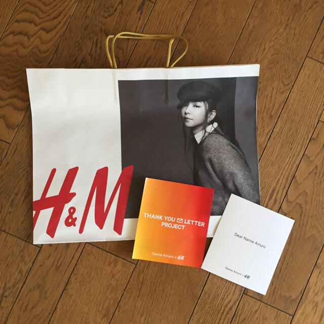 H&M(エイチアンドエム)のH&M 安室奈美恵 トレンチコート 40p レディースのジャケット/アウター(トレンチコート)の商品写真