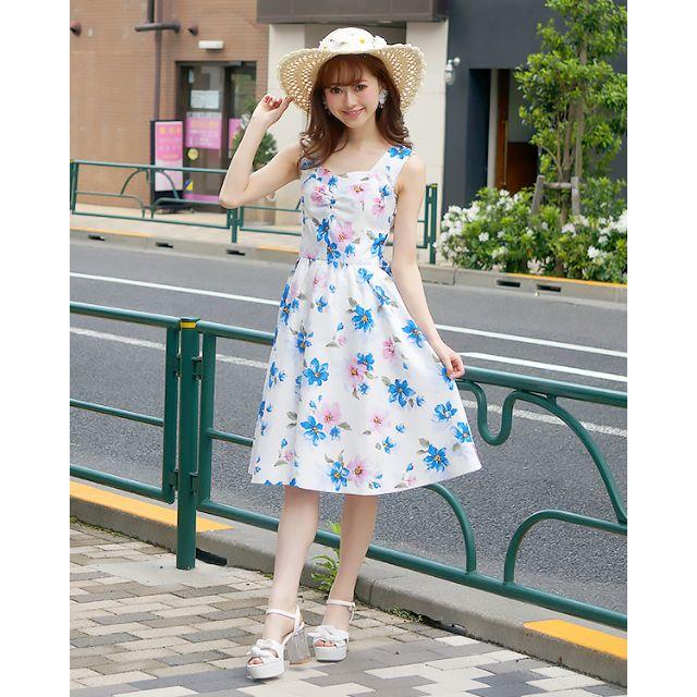 LIZ LISA - 新品 LIZ LISA リズリサ 大花柄後ろリボンワンピース LIZ LISA - 新品 LIZ LISA リズリサ 大花柄後ろリボンワンピース