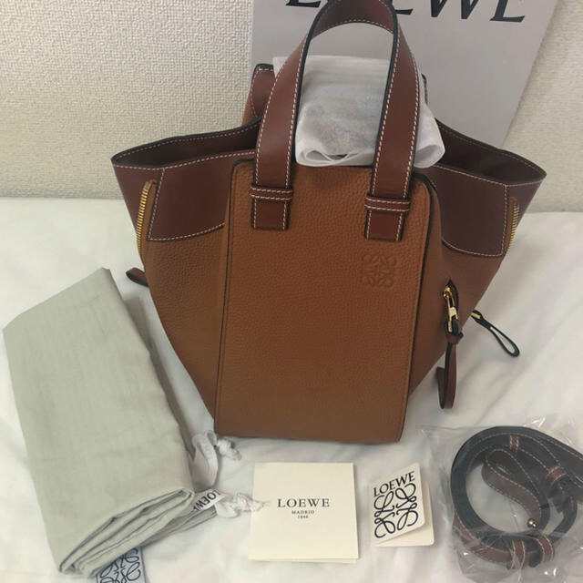 ロエベ LOEWE ハンモック スモール タン