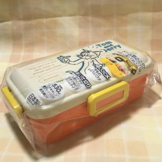 新品★トム＆ジェリー★4点ロック弁当箱(弁当用品)