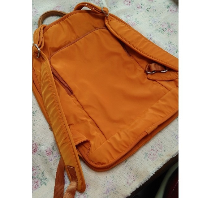 Kanana project(カナナプロジェクト)のかりん様専用　カナナリュック　オレンジ色 レディースのバッグ(リュック/バックパック)の商品写真