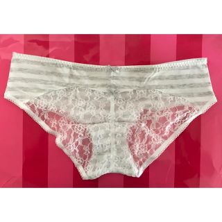 ヴィクトリアズシークレット(Victoria's Secret)の新品Victoria'ssecretバックレースボーダーグレーM(ショーツ)