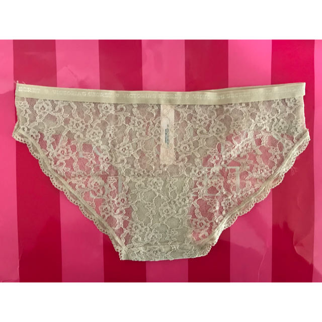 Victoria's Secret(ヴィクトリアズシークレット)の専用新品VSショーツ2枚セット レディースの下着/アンダーウェア(ショーツ)の商品写真