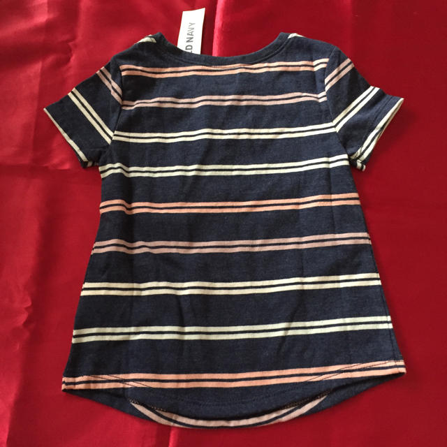 Old Navy(オールドネイビー)の新品未使用❣️オールドネイビーTシャツ キッズ/ベビー/マタニティのキッズ服女の子用(90cm~)(Tシャツ/カットソー)の商品写真