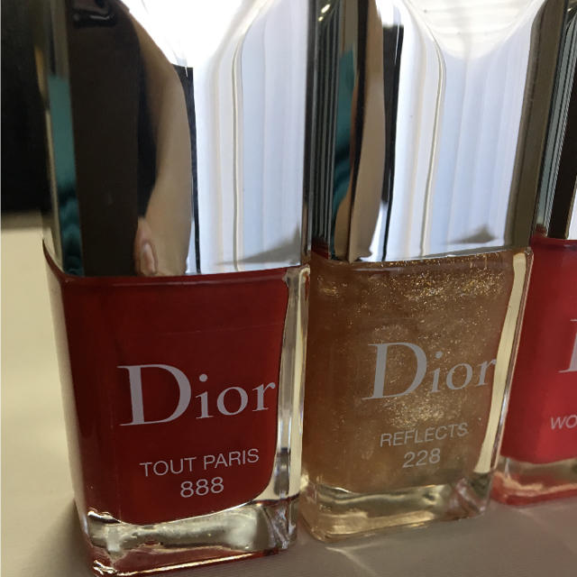 Christian Dior(クリスチャンディオール)のDior ディオール ヴェルニ  ネイル 4本セット コスメ/美容のネイル(マニキュア)の商品写真