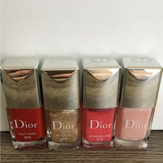 クリスチャンディオール(Christian Dior)のDior ディオール ヴェルニ  ネイル 4本セット(マニキュア)