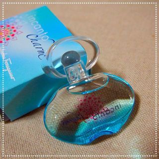 「incanto charms 」5ml(香水(女性用))