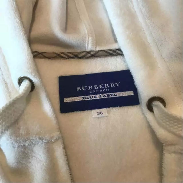 BURBERRY BLUE LABEL(バーバリーブルーレーベル)のBURBERRY 夏用パーカー レディースのトップス(パーカー)の商品写真