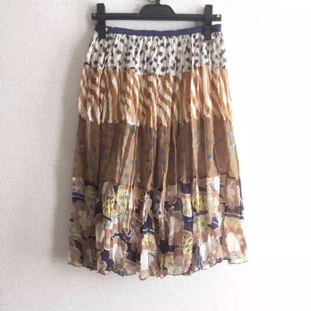 TSUMORI CHISATO(ツモリチサト)のツモリチサト シルクスカート レディースのスカート(ひざ丈スカート)の商品写真