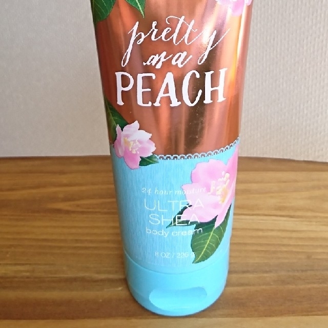 Bath & Body Works(バスアンドボディーワークス)のお値下げ💕【新品】バス&ボディワークス★シャワージェル&ボディクリーム
セット コスメ/美容のボディケア(ボディクリーム)の商品写真