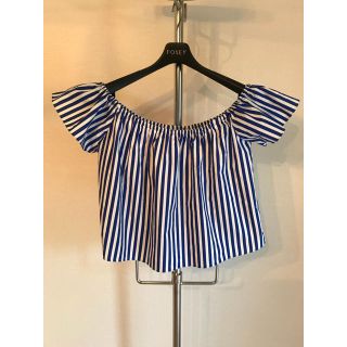 ザラ(ZARA)の【未使用品】ZARA オフショルダーストライプシャツ👚X S(シャツ/ブラウス(半袖/袖なし))