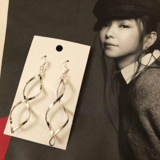 エイチアンドエム(H&M)の安室奈美恵  ピアス(ピアス)