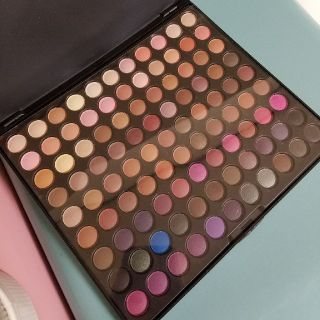 最終値下げ　bh cosmetics アイシャドウパレット(アイシャドウ)