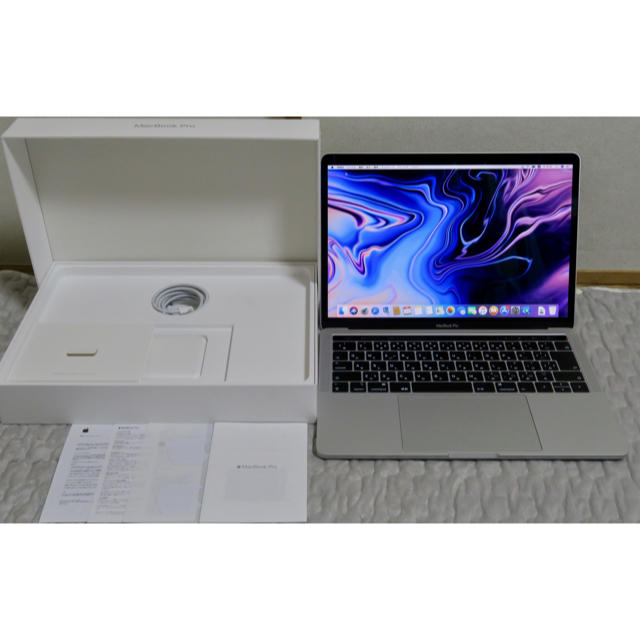 Apple(アップル)の最新型MacBook Pro 13 i7 16GB 1TB CTO 2018 スマホ/家電/カメラのPC/タブレット(ノートPC)の商品写真