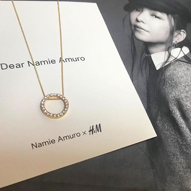 H&M(エイチアンドエム)の安室奈美恵  レディースのアクセサリー(ネックレス)の商品写真