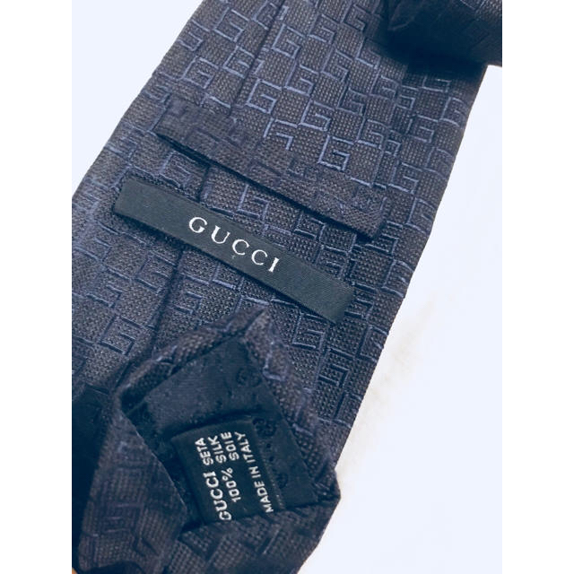 Gucci(グッチ)のグッチのネクタイ ネイビー Gマークが素敵です。 メンズのファッション小物(ネクタイ)の商品写真