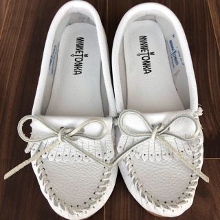 ミネトンカ(Minnetonka)のひよこ様専用 MINNETONKA 白モカシン(スリッポン/モカシン)