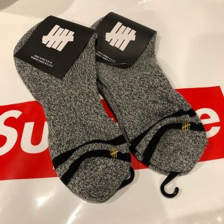 アンディフィーテッド(UNDEFEATED)のUNDEFEATED LOW PRO ANKLE SOCKS - Gray (ソックス)