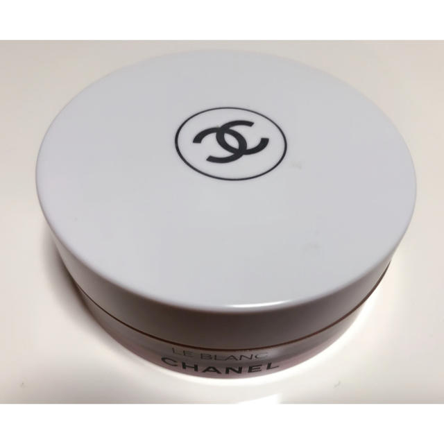 CHANEL(シャネル)のCHANEL フェイスパウダー ピンクラメ コスメ/美容のベースメイク/化粧品(フェイスパウダー)の商品写真