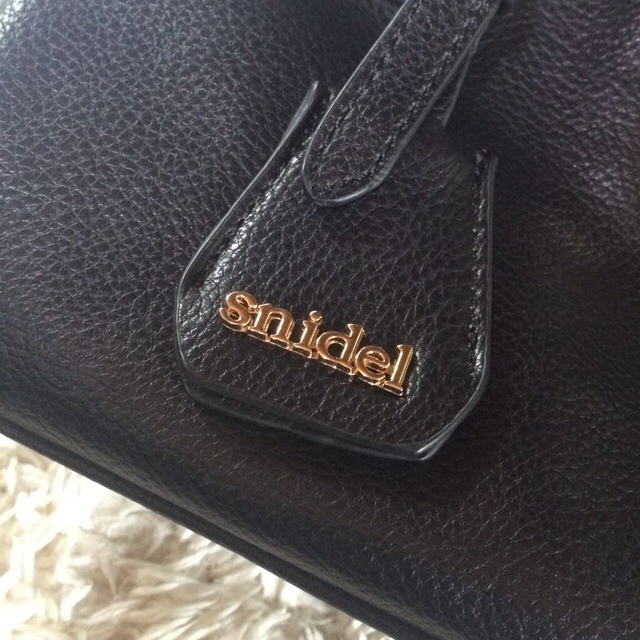 SNIDEL(スナイデル)のスナイデル パッドロックバック レディースのバッグ(ショルダーバッグ)の商品写真