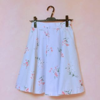 マジェスティックレゴン(MAJESTIC LEGON)のラベンダーカラー♡花柄スカート＊(ミニスカート)