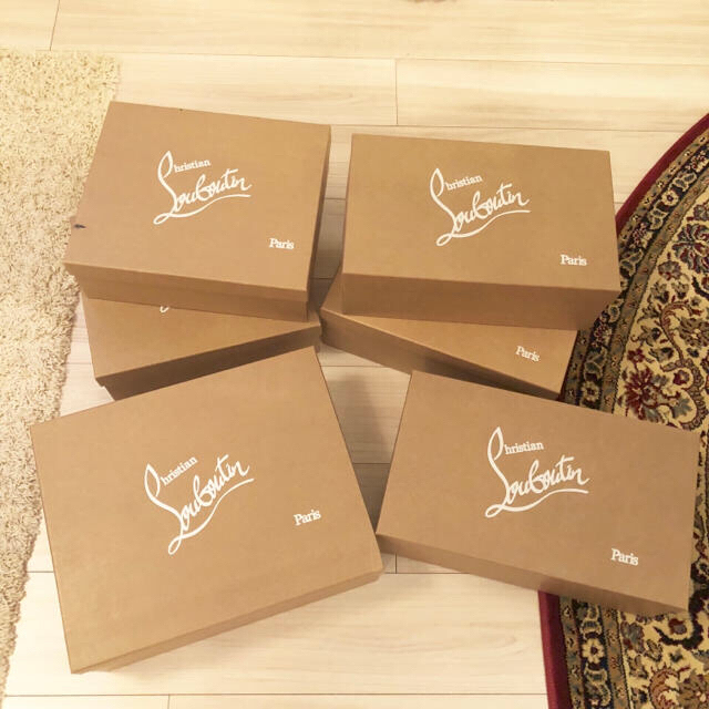 Christian Louboutin(クリスチャンルブタン)のルブタン 靴箱 レディースの靴/シューズ(その他)の商品写真