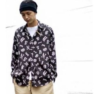 ステュディオス(STUDIOUS)のneonsign old english shirt (シャツ)