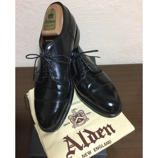 季節のおすすめ商品 Alden 1/2 8 ブラック 2161 コードバン 未使用