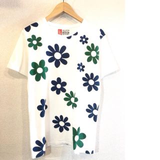 シップス(SHIPS)のSHIPS GENERAL SUPPLY★プリントTシャツ★花柄★シップス★白(Tシャツ/カットソー(半袖/袖なし))