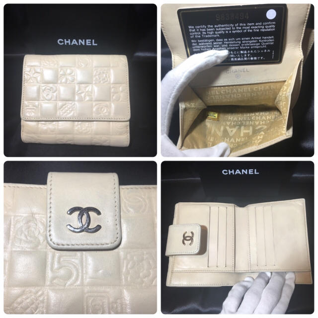 CHANEL(シャネル)の♢ CHANEL アイコン チョコバー ♢ ♢折財布 クリーム色♢  メンズのファッション小物(折り財布)の商品写真