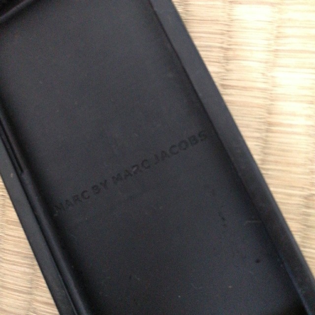 MARC BY MARC JACOBS(マークバイマークジェイコブス)のMARC JACOBS iPhone6sケース スマホ/家電/カメラのスマホアクセサリー(iPhoneケース)の商品写真