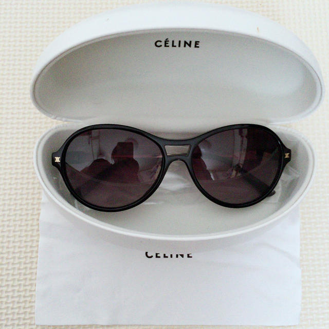 celine(セリーヌ)の新品未使用♡CELINE♡サングラス レディースのファッション小物(サングラス/メガネ)の商品写真