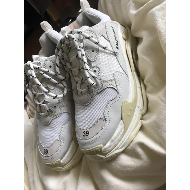 Balenciaga(バレンシアガ)のトリプルs 39 最終値下げ メンズの靴/シューズ(スニーカー)の商品写真